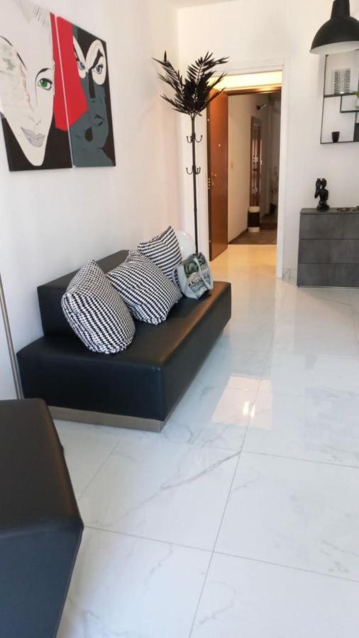 Violet Apartment Como Luaran gambar
