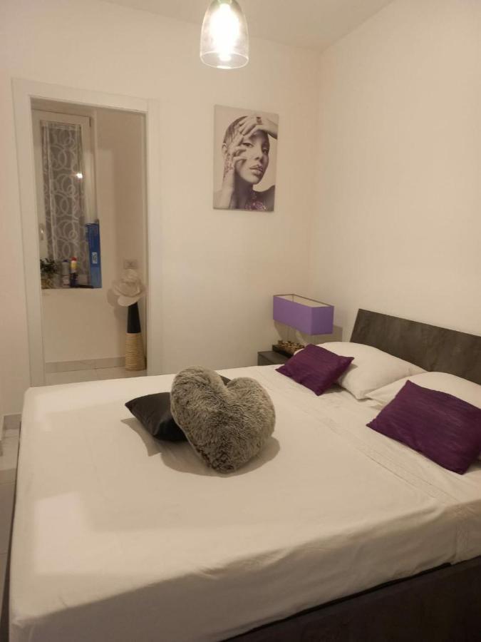 Violet Apartment Como Luaran gambar